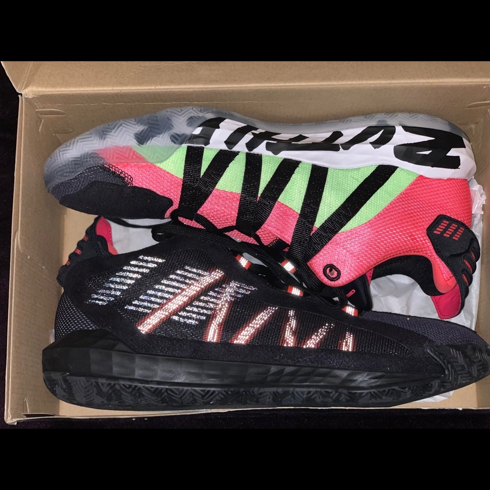 Adidas Dame 6